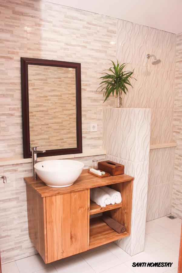 Santi Homestay Canggu  Ngoại thất bức ảnh